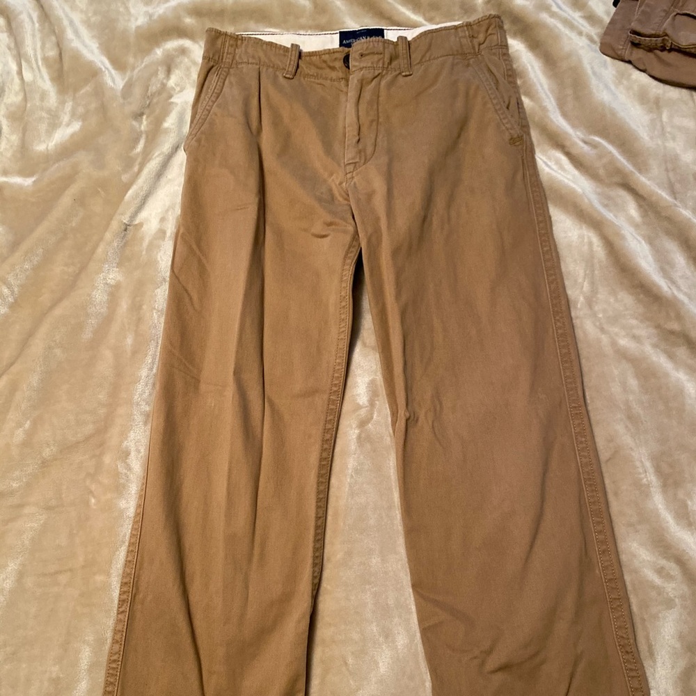 AMERICAN EAGLE KHAKI PANTS 31x32